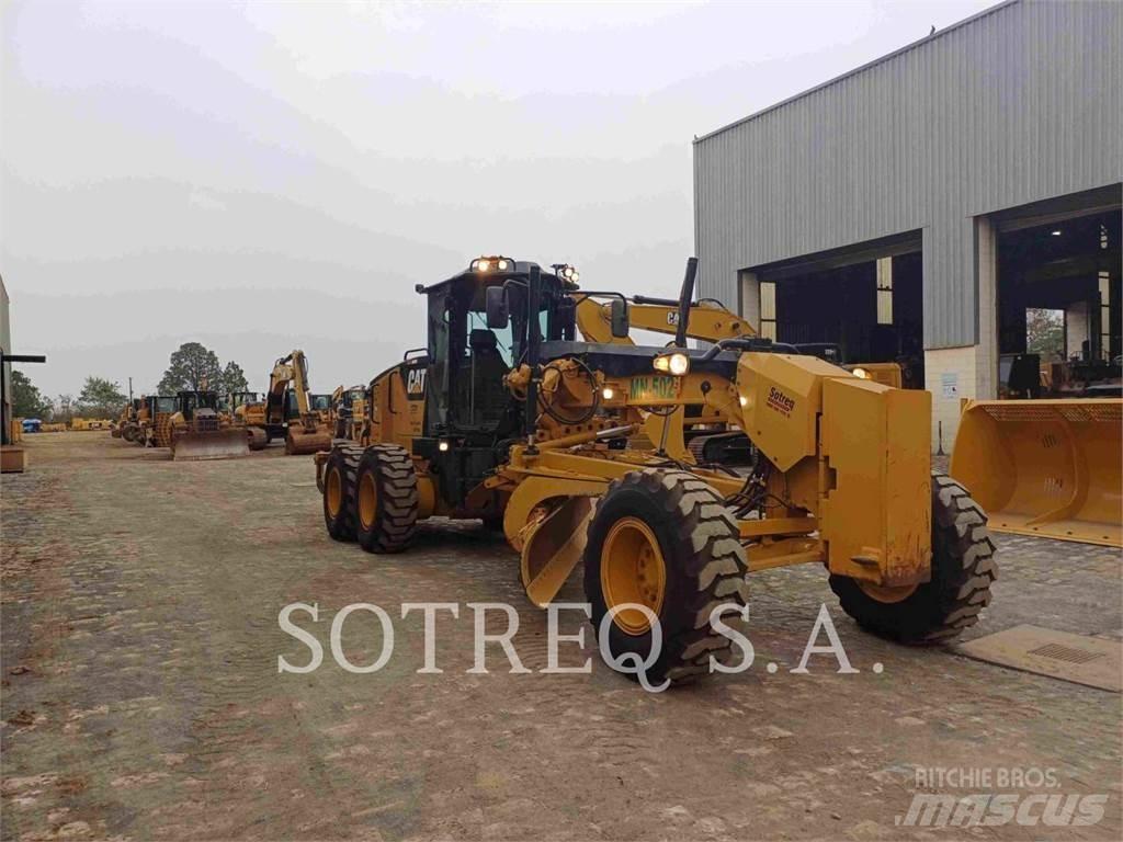 CAT 12M Motoniveladoras