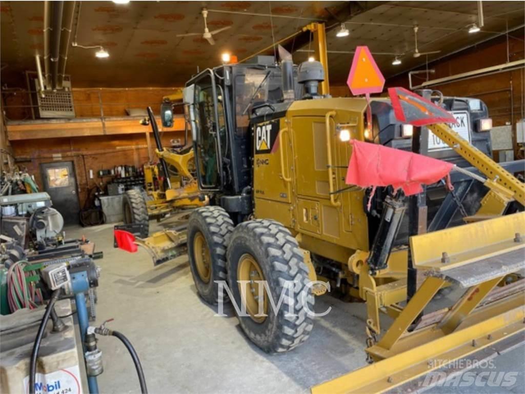 CAT 12M2 Motoniveladoras