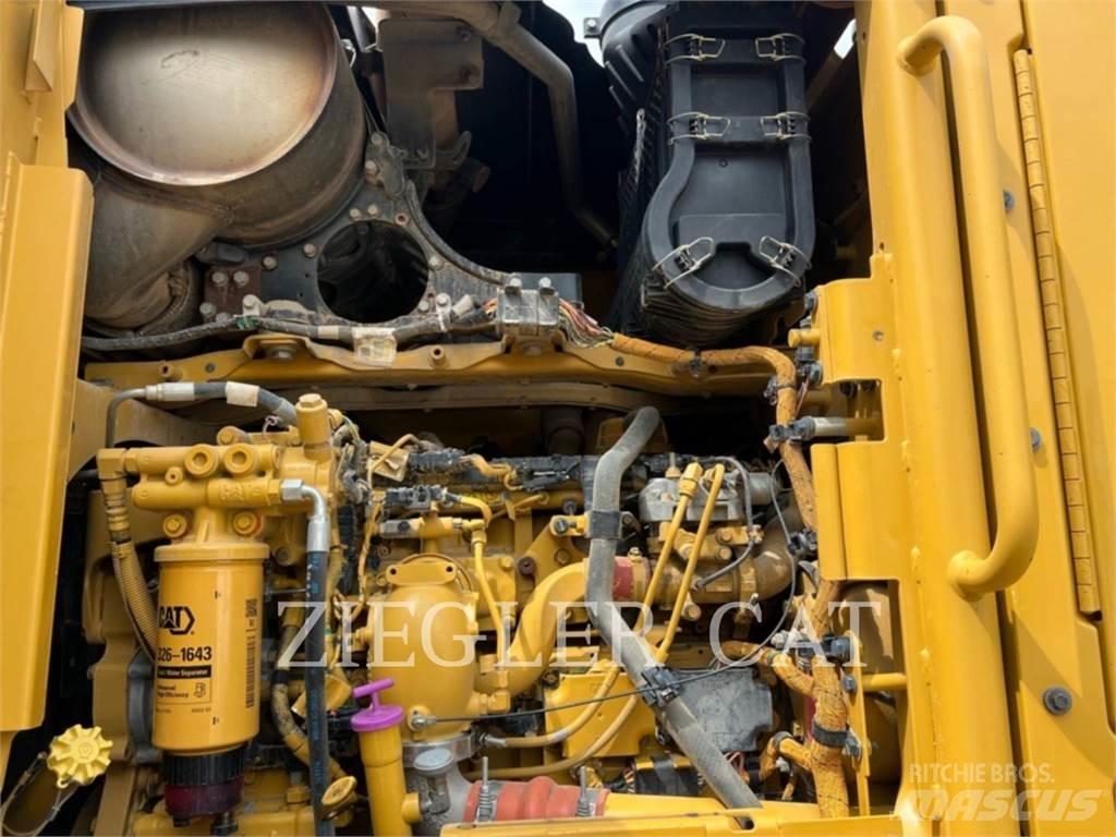 CAT 12M2AWD Motoniveladoras