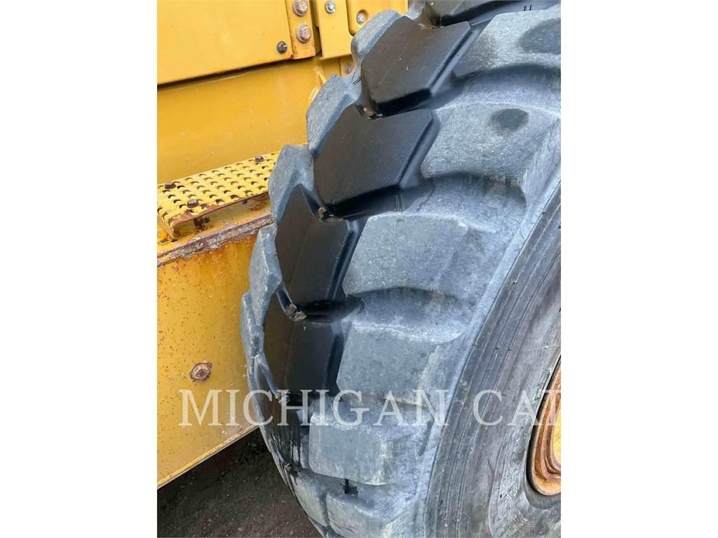 CAT 12M3 AWD Motoniveladoras