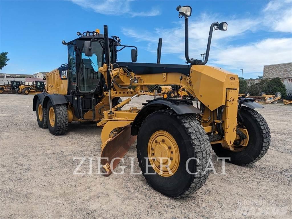 CAT 12M3AWD Motoniveladoras