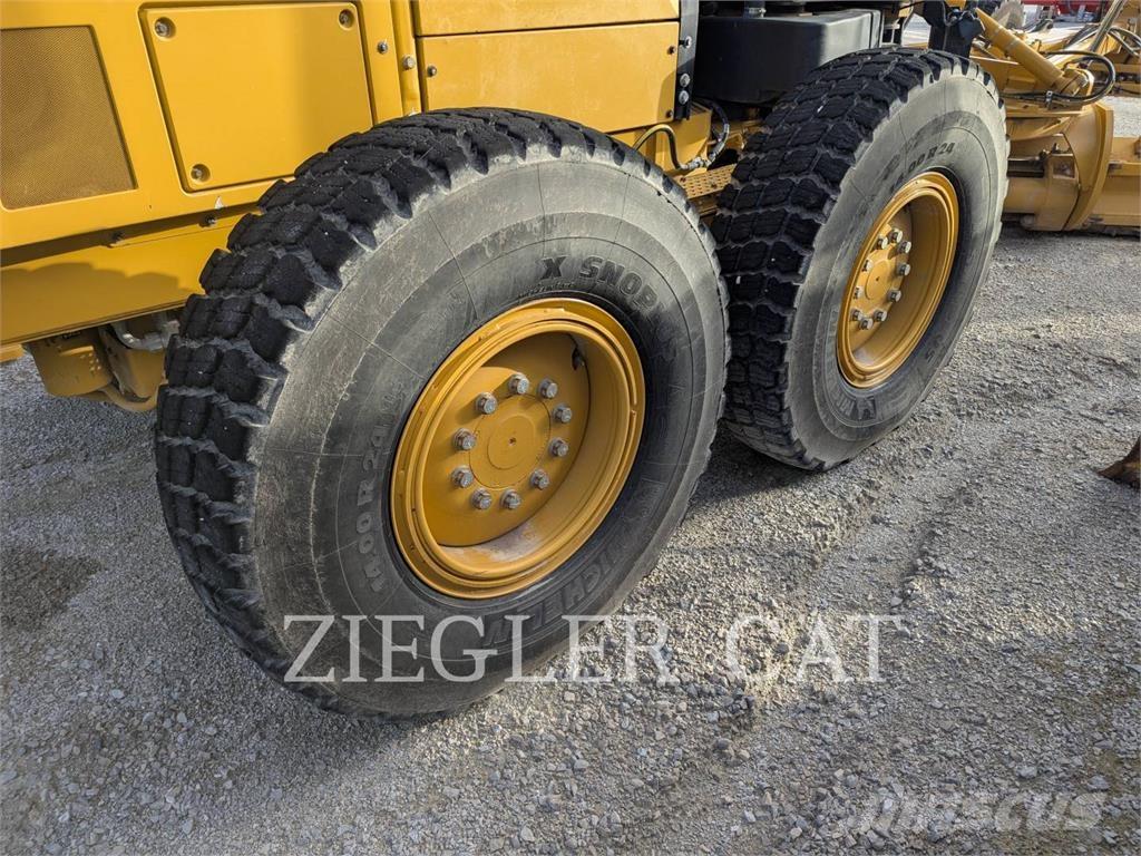 CAT 12M3AWD Motoniveladoras