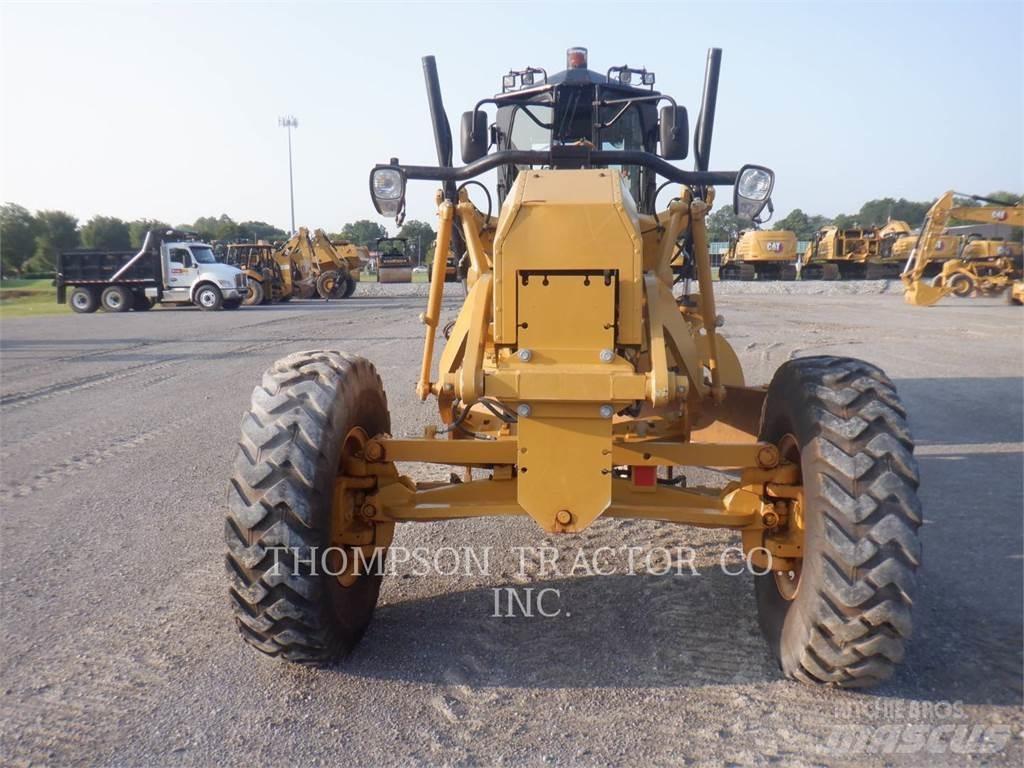 CAT 140 Motoniveladoras