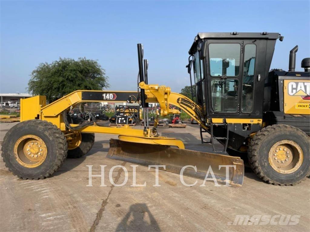 CAT 140 Motoniveladoras