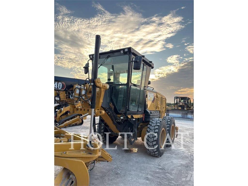 CAT 140 AWD Motoniveladoras