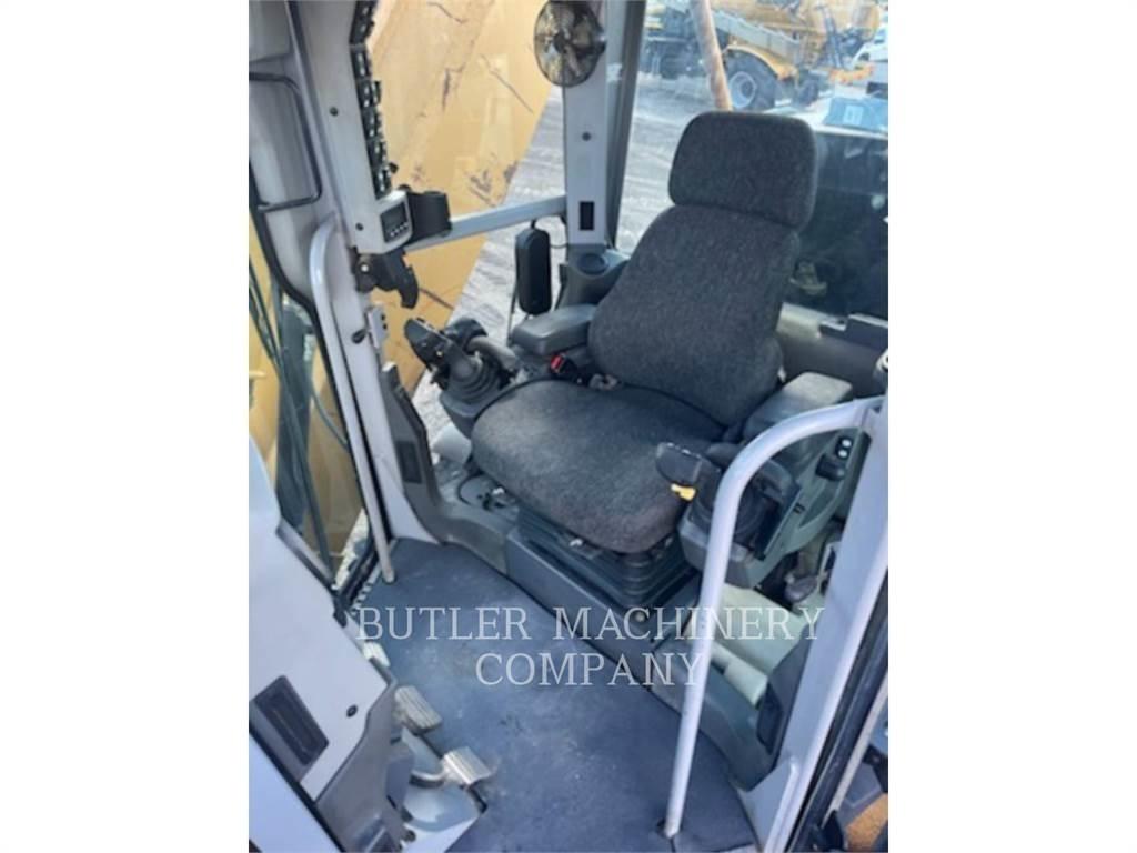 CAT 140 M2 Motoniveladoras
