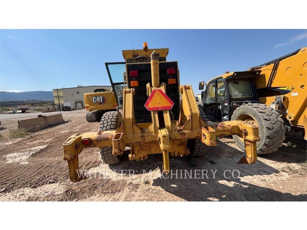 CAT 140H Motoniveladoras
