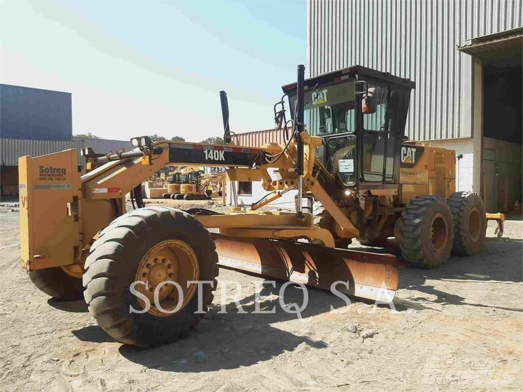 CAT 140K Motoniveladoras