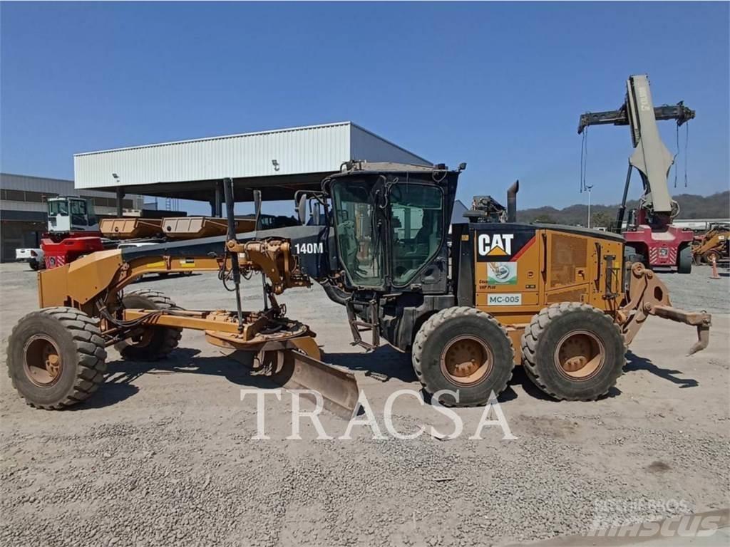 CAT 140M Motoniveladoras