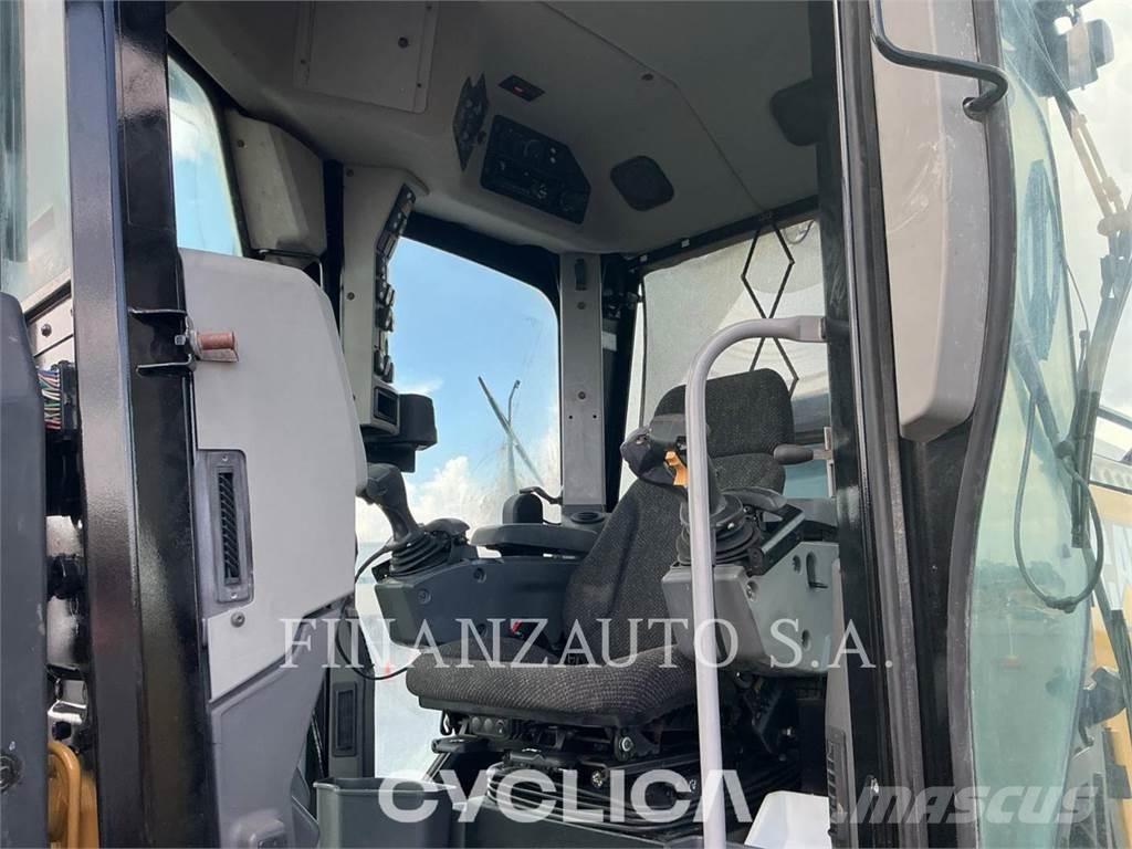 CAT 140M Motoniveladoras