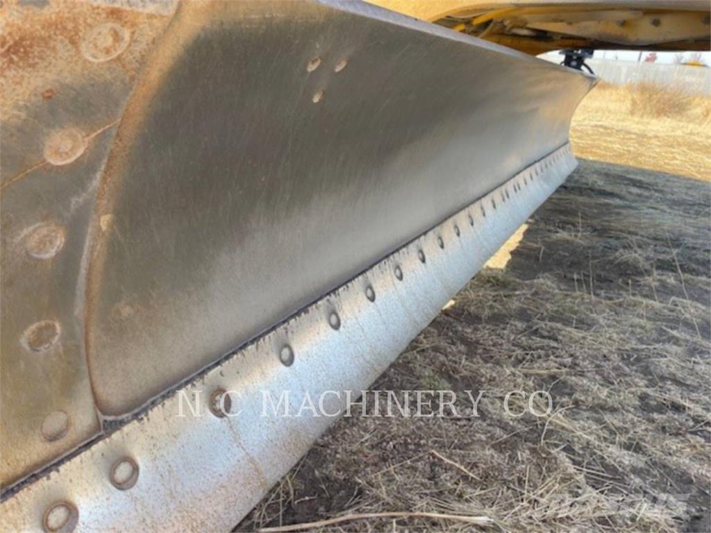 CAT 140M Motoniveladoras