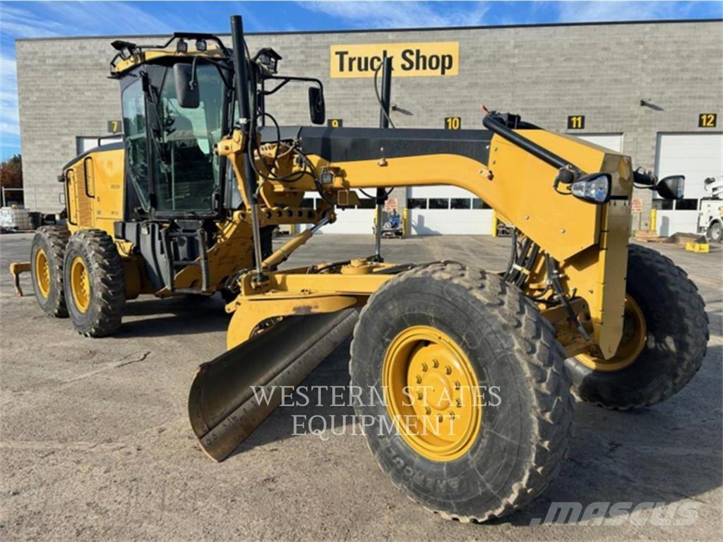 CAT 140M Motoniveladoras