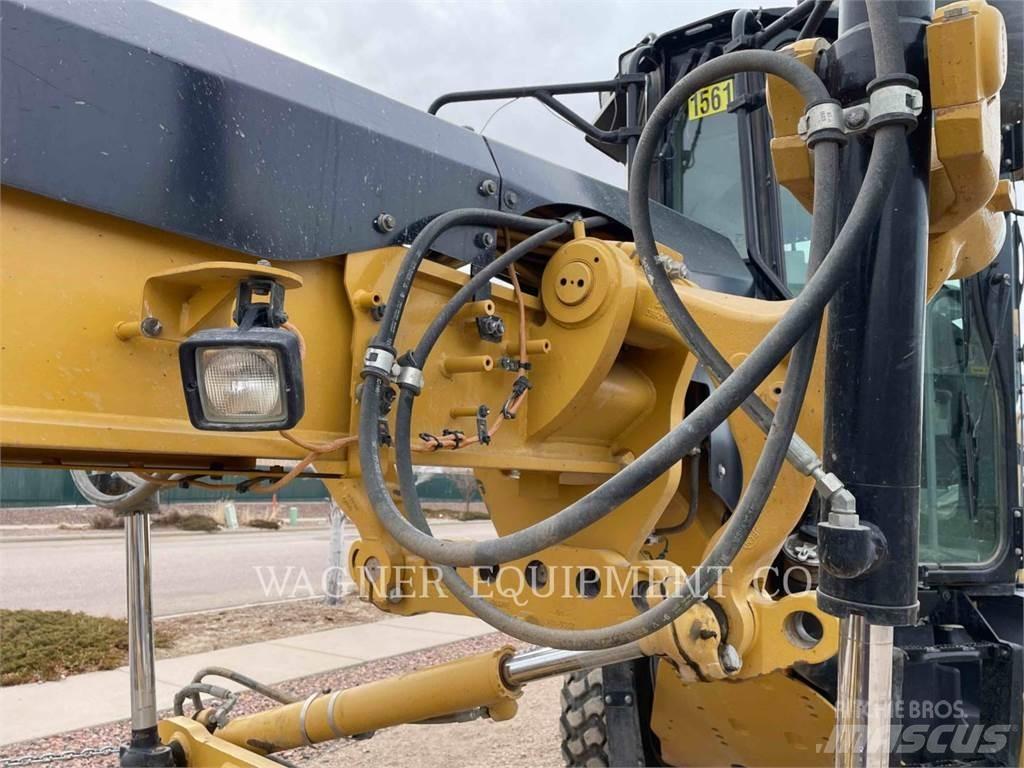 CAT 140M2 Motoniveladoras