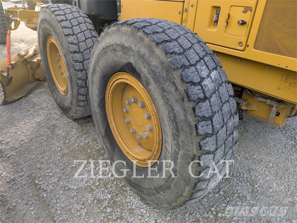 CAT 140M2AWD Motoniveladoras