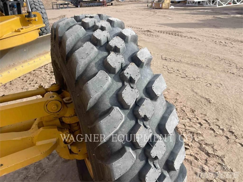 CAT 140M3 Motoniveladoras