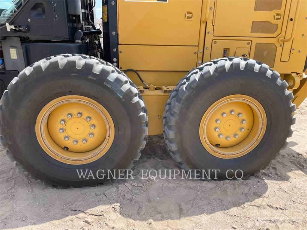 CAT 140M3 Motoniveladoras