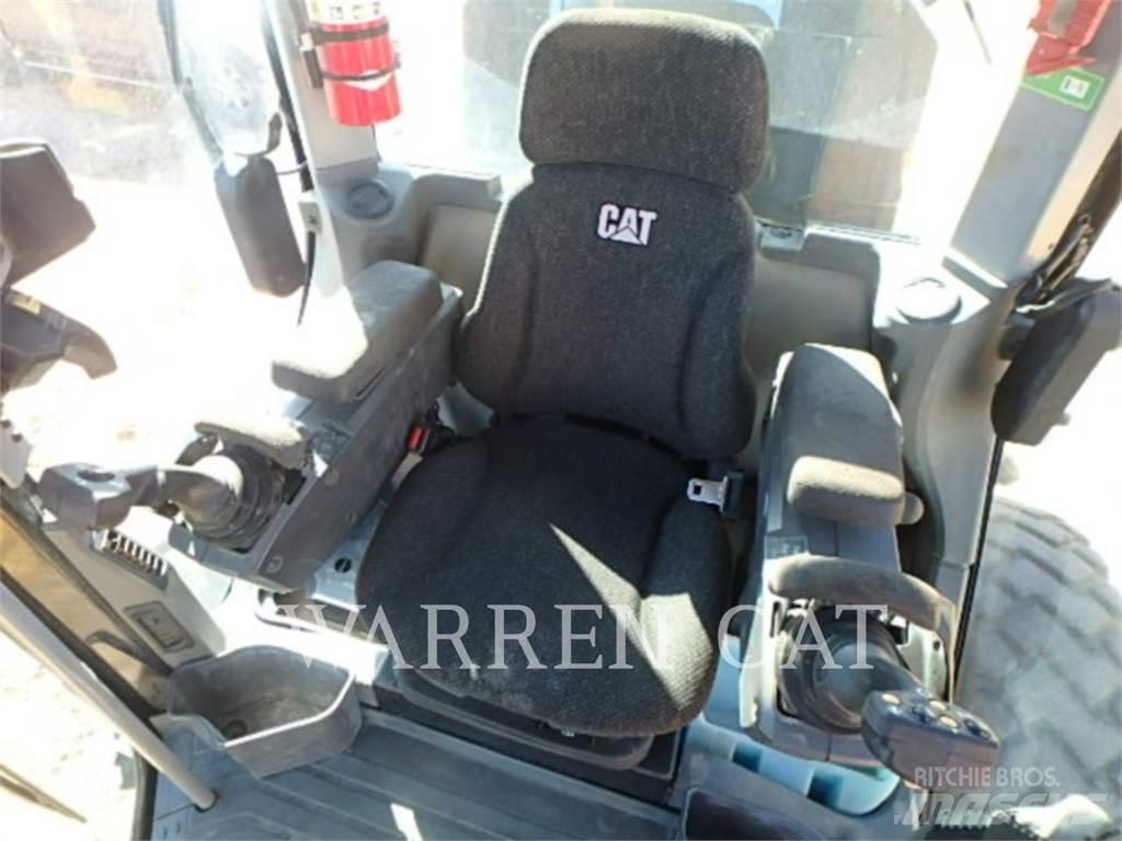 CAT 140M3 Motoniveladoras