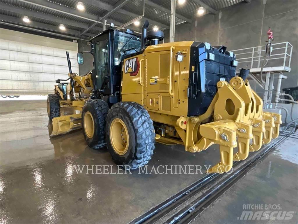 CAT 150 15 Motoniveladoras