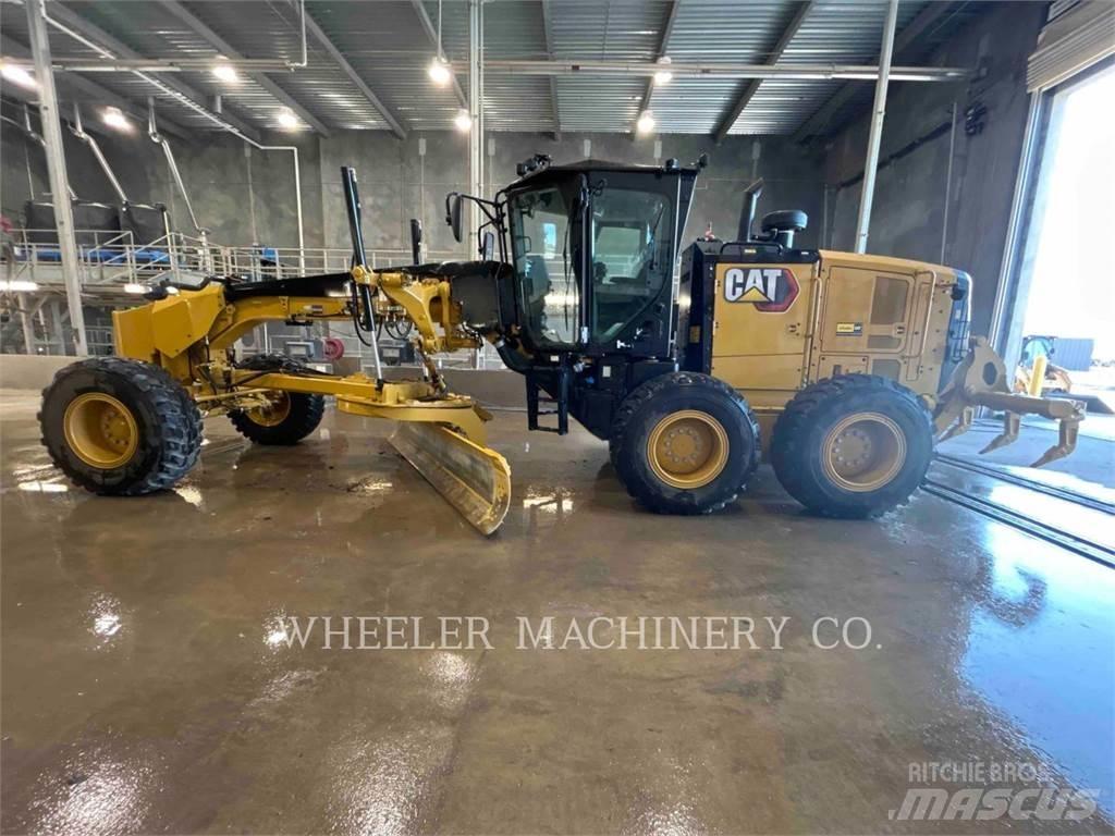 CAT 150 15 Motoniveladoras