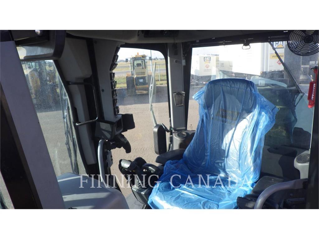 CAT 150-15 Motoniveladoras