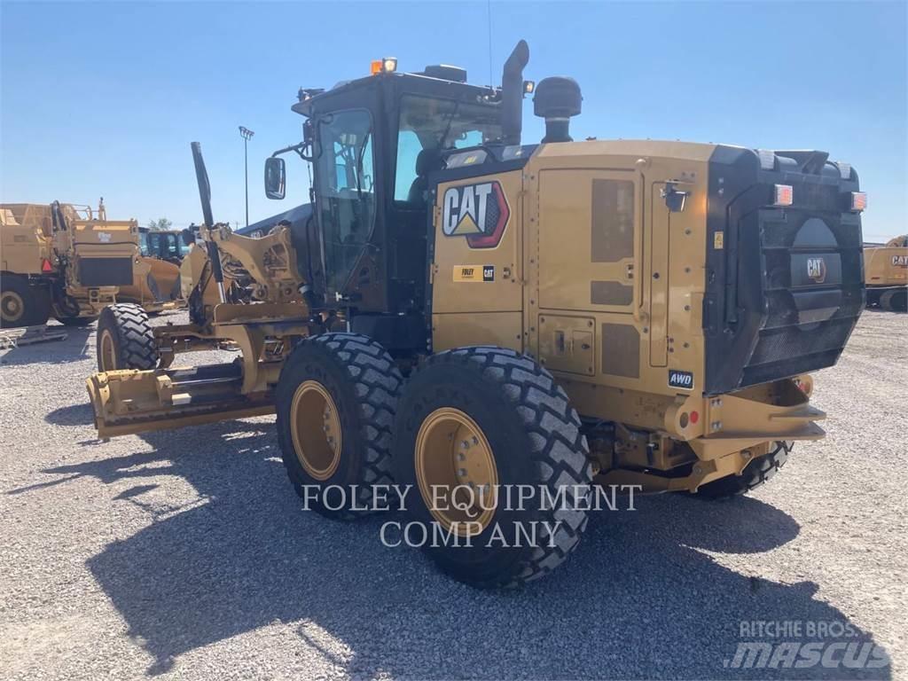 CAT 150-15AWI Motoniveladoras