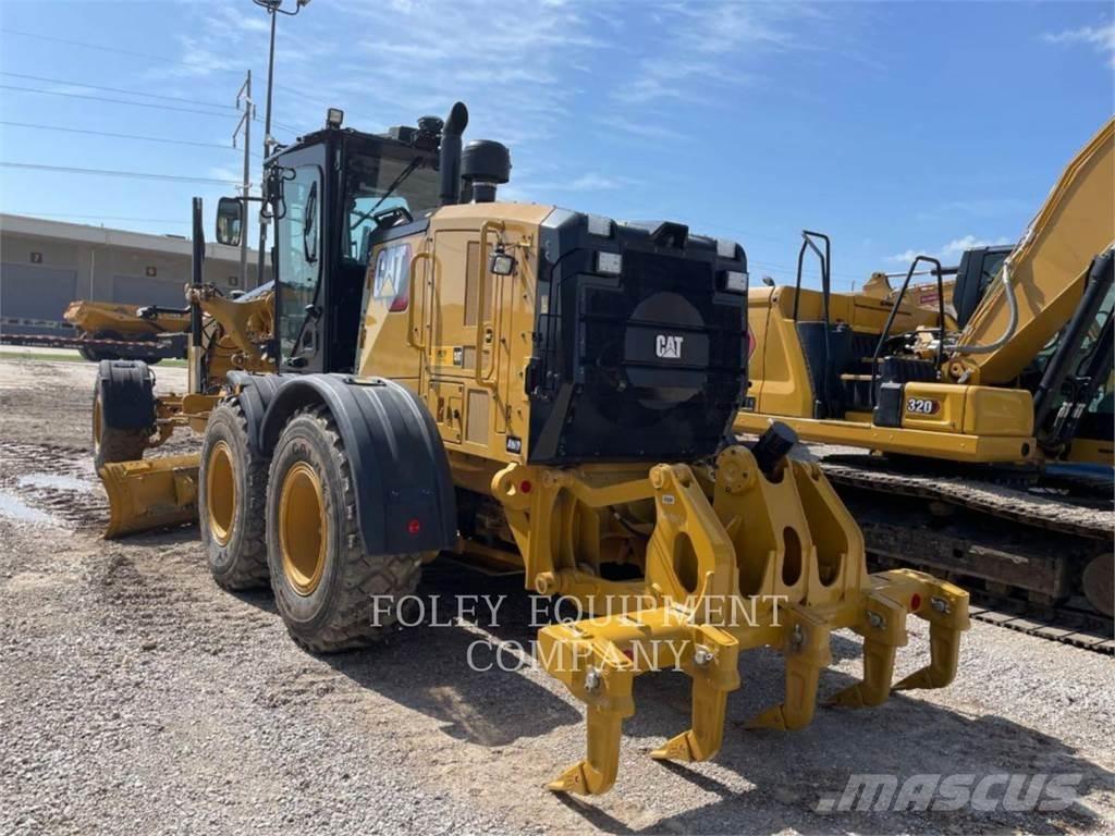CAT 150-15AWI Motoniveladoras