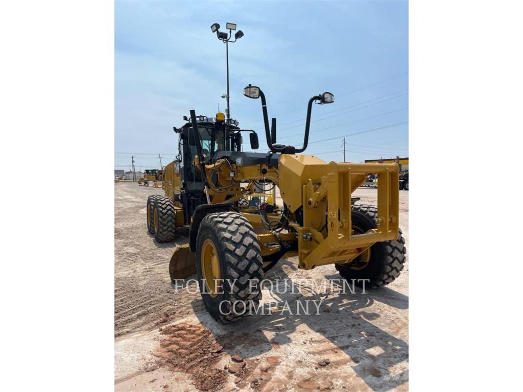 CAT 150-15AWI Motoniveladoras