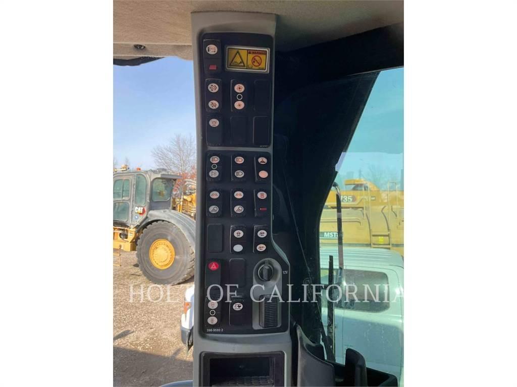 CAT 150 3W Motoniveladoras