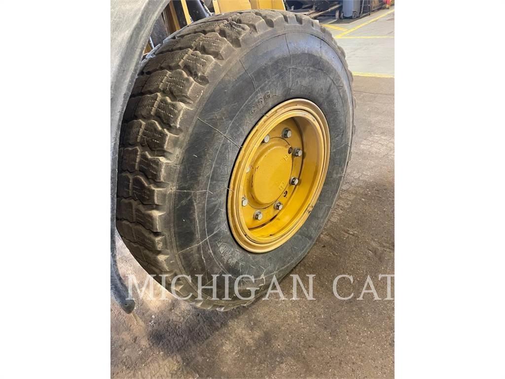 CAT 150 AWD Motoniveladoras