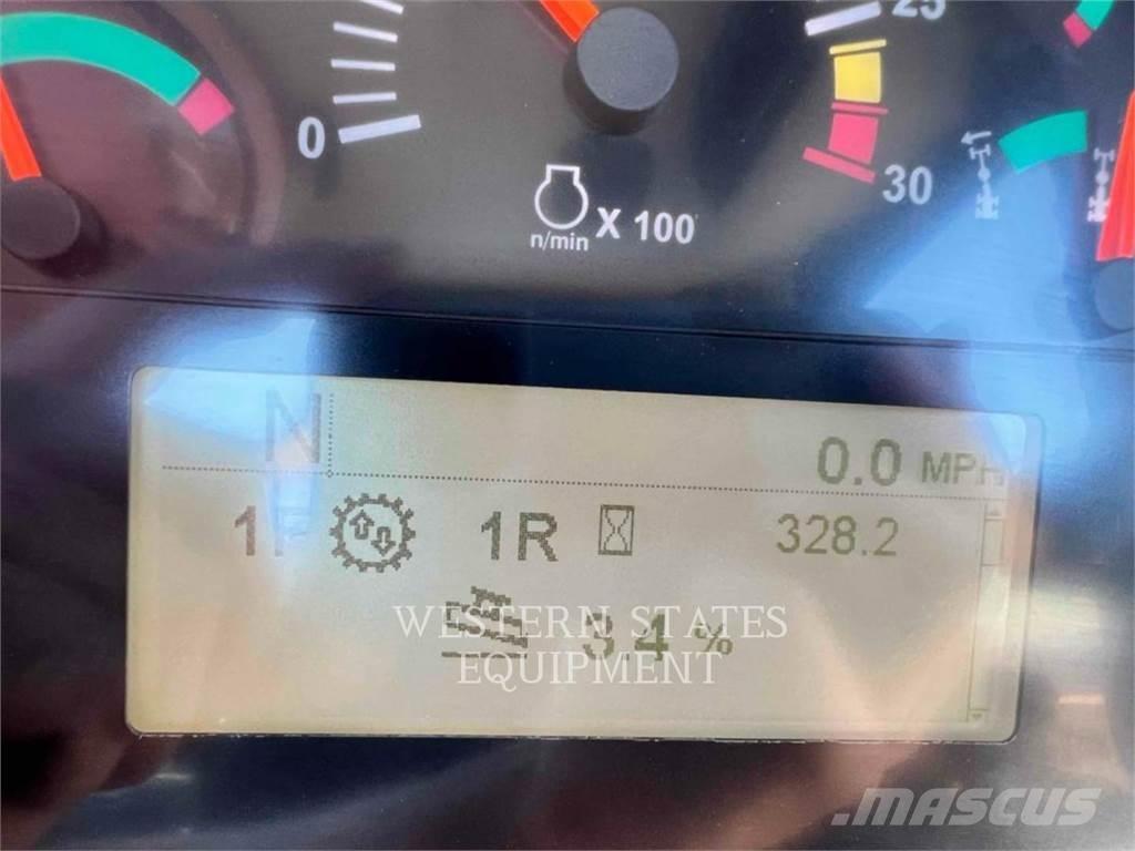 CAT 150 AWD Motoniveladoras
