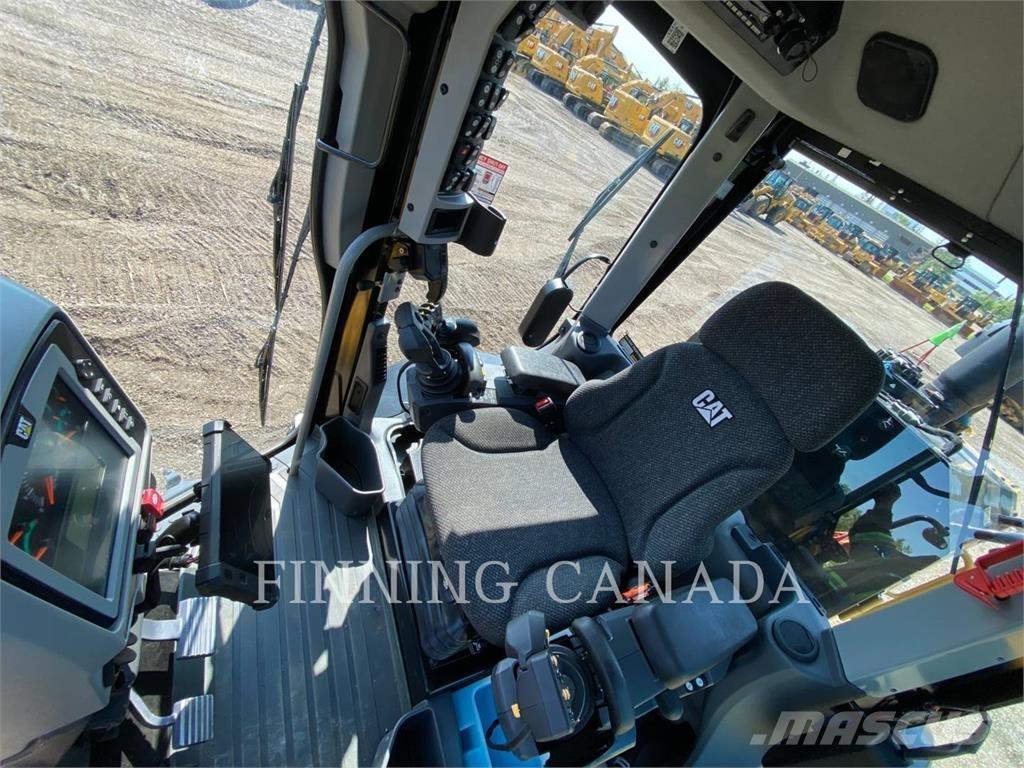 CAT 150 AWD Motoniveladoras