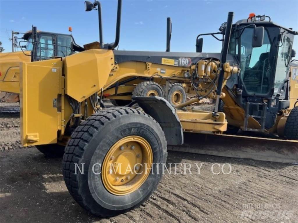 CAT 160 Motoniveladoras