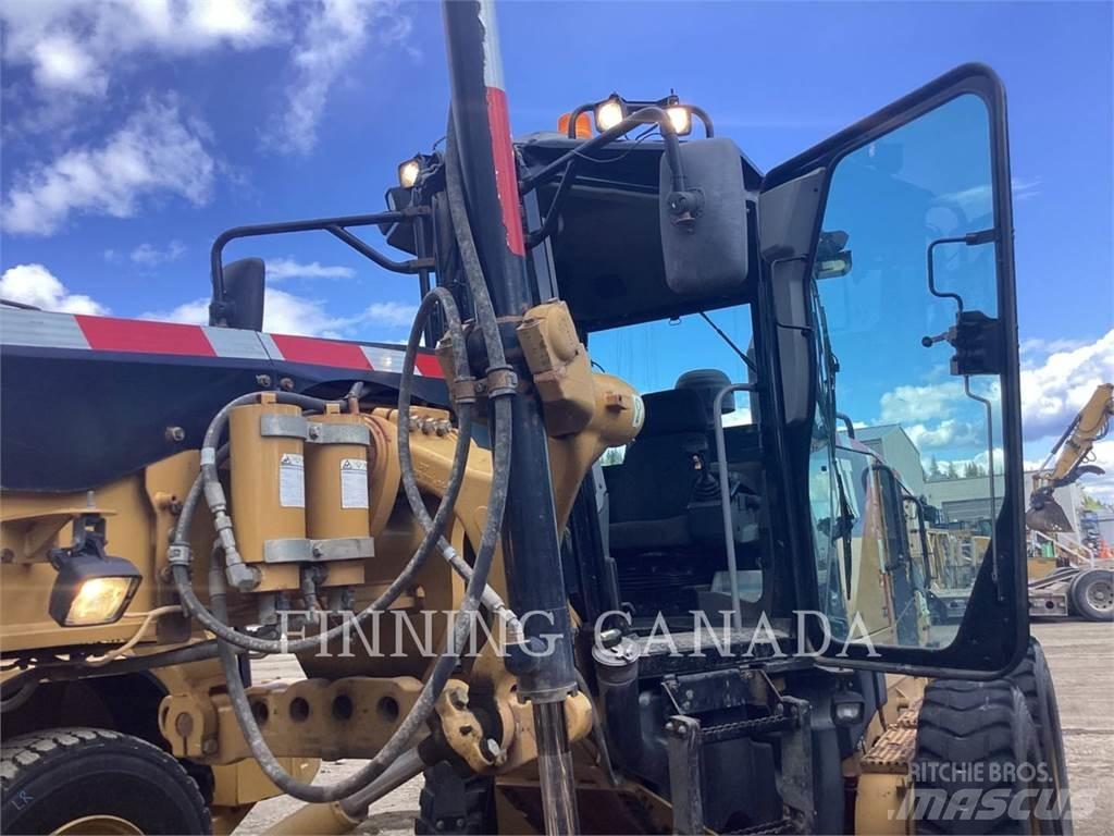 CAT 160M Motoniveladoras