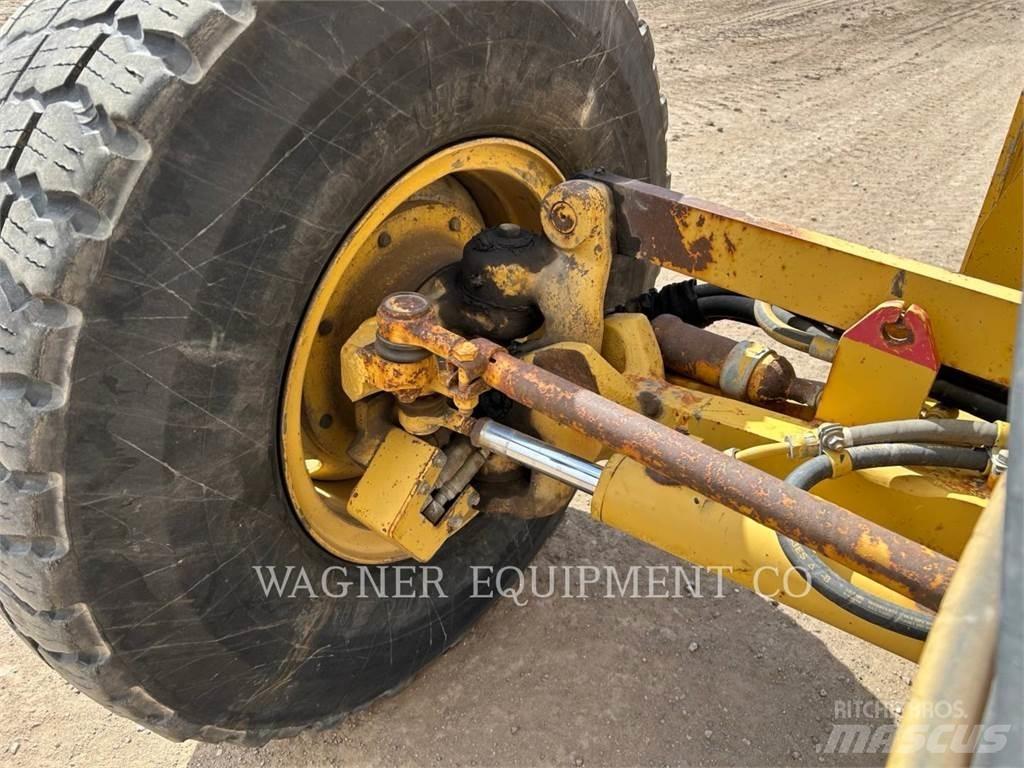CAT 163H AWD Motoniveladoras