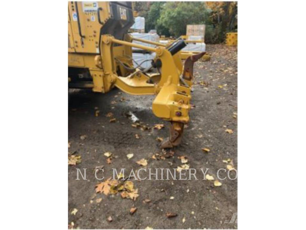 CAT 16M Motoniveladoras