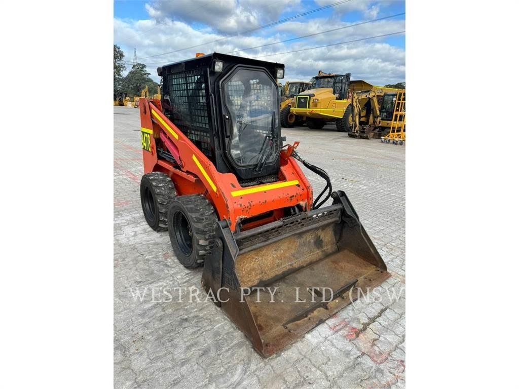 CAT 226B3 Carregadoras de direcção deslizante