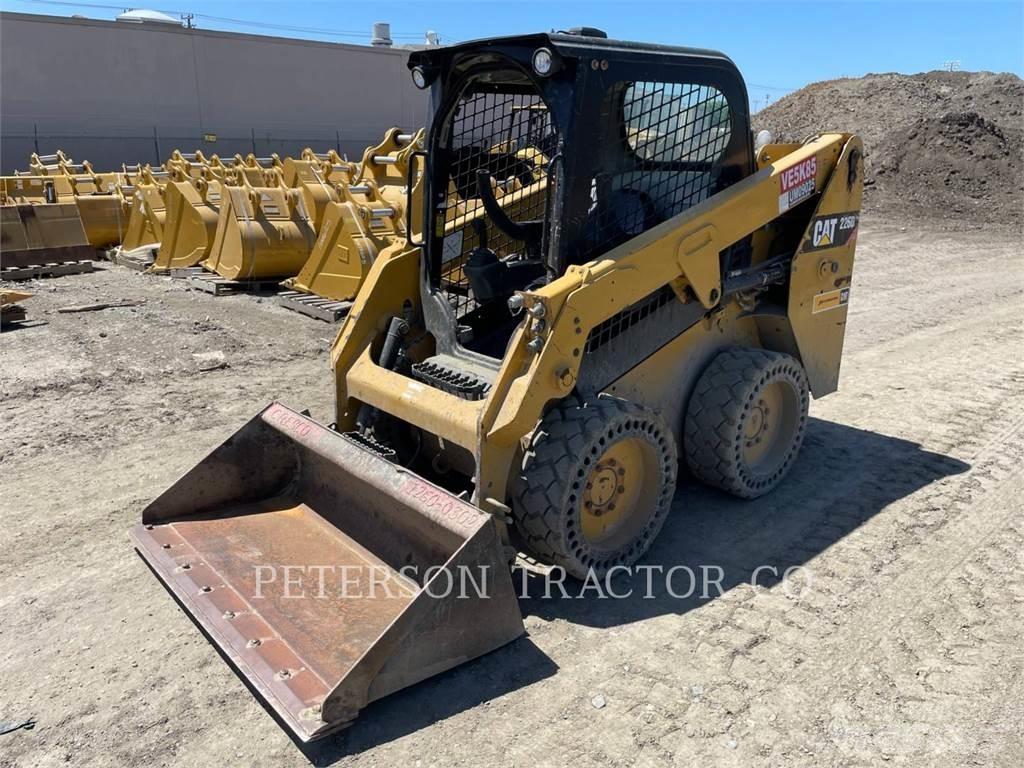 CAT 226D Carregadoras de direcção deslizante