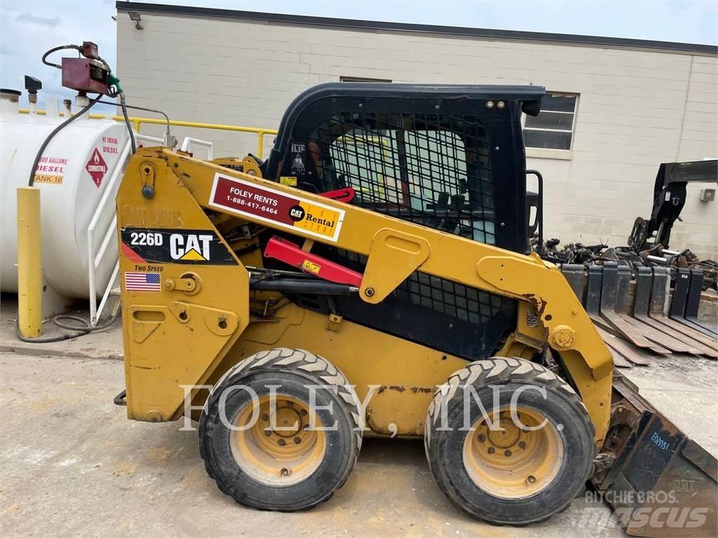 CAT 226D Carregadoras de direcção deslizante