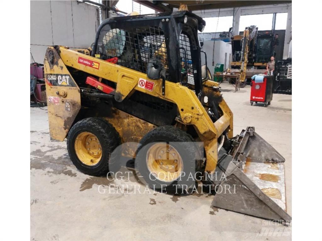 CAT 226D Carregadoras de direcção deslizante