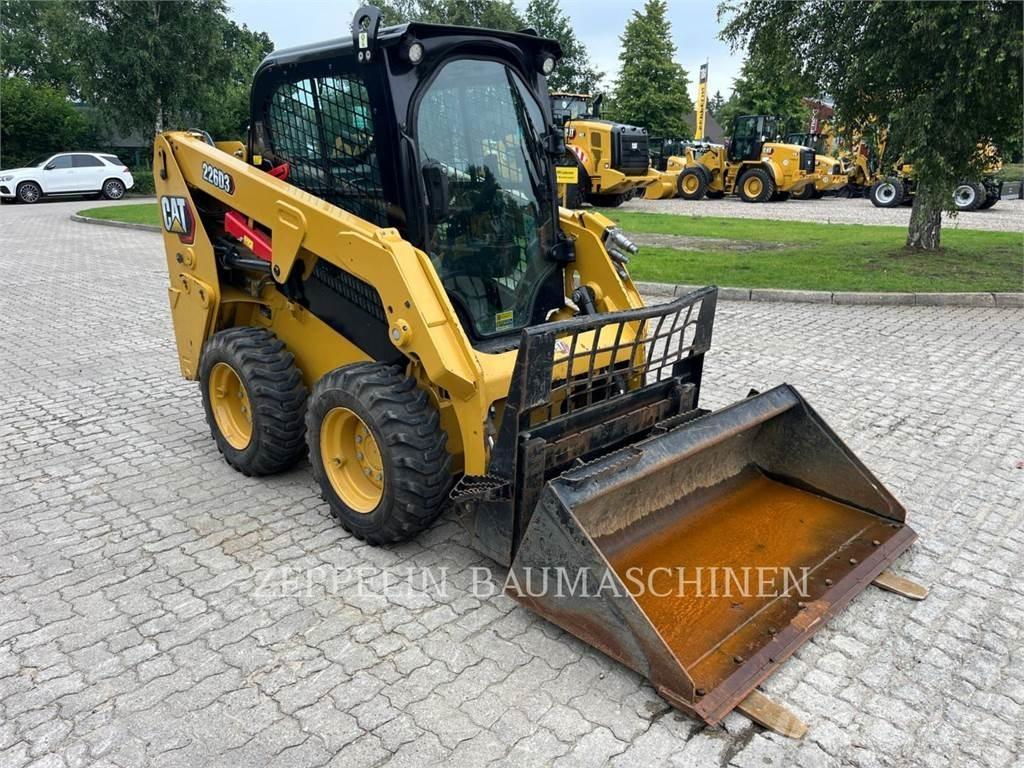CAT 226D Carregadoras de direcção deslizante