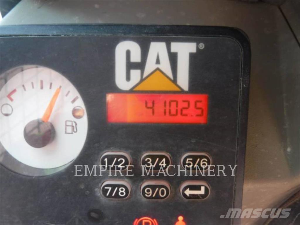 CAT 226D Carregadoras de direcção deslizante