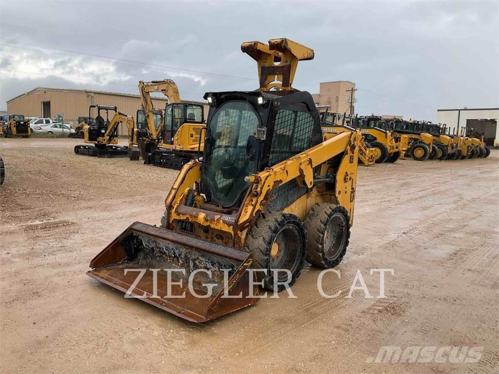 CAT 226D Carregadoras de direcção deslizante
