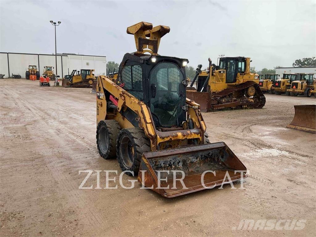 CAT 226D Carregadoras de direcção deslizante