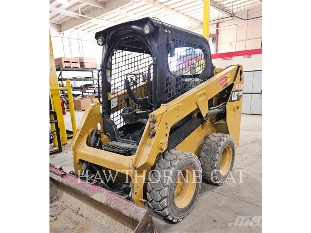 CAT 226D Carregadoras de direcção deslizante
