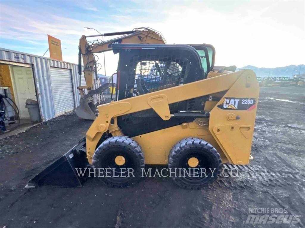 CAT 226D C1-H2 Carregadoras de direcção deslizante