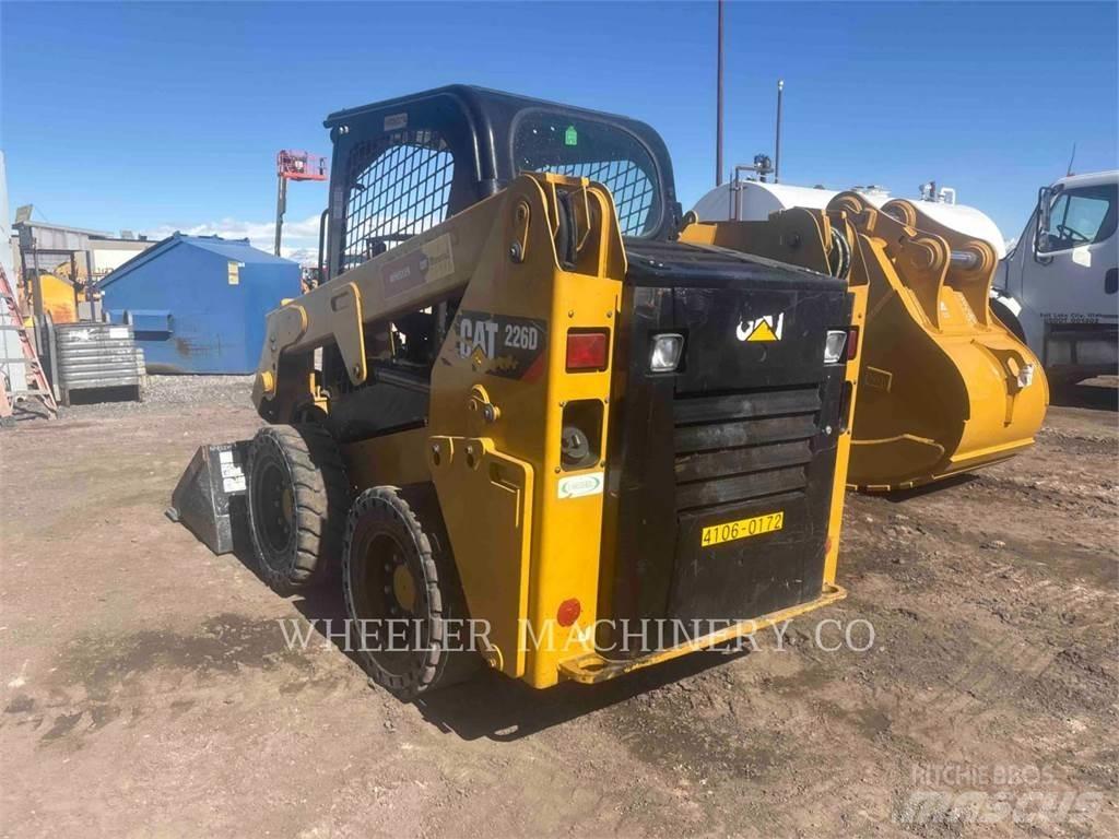 CAT 226D C1-H2 Carregadoras de direcção deslizante