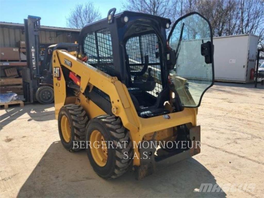 CAT 226D3 Carregadoras de direcção deslizante