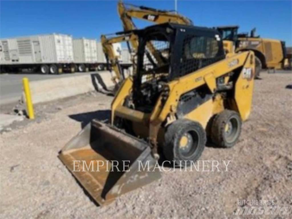 CAT 226D3 Carregadoras de direcção deslizante