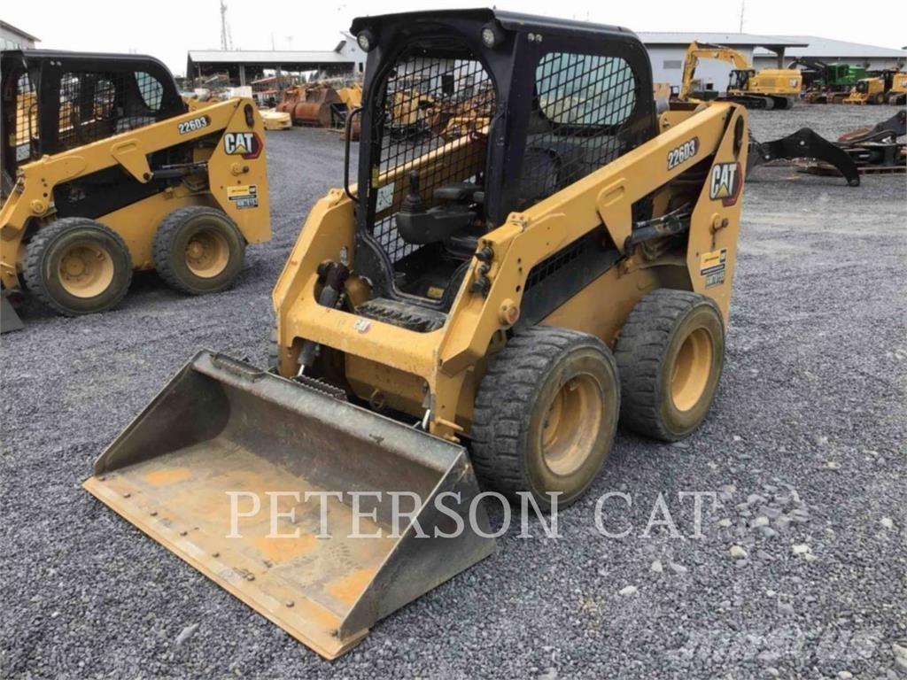 CAT 226D3 Carregadoras de direcção deslizante