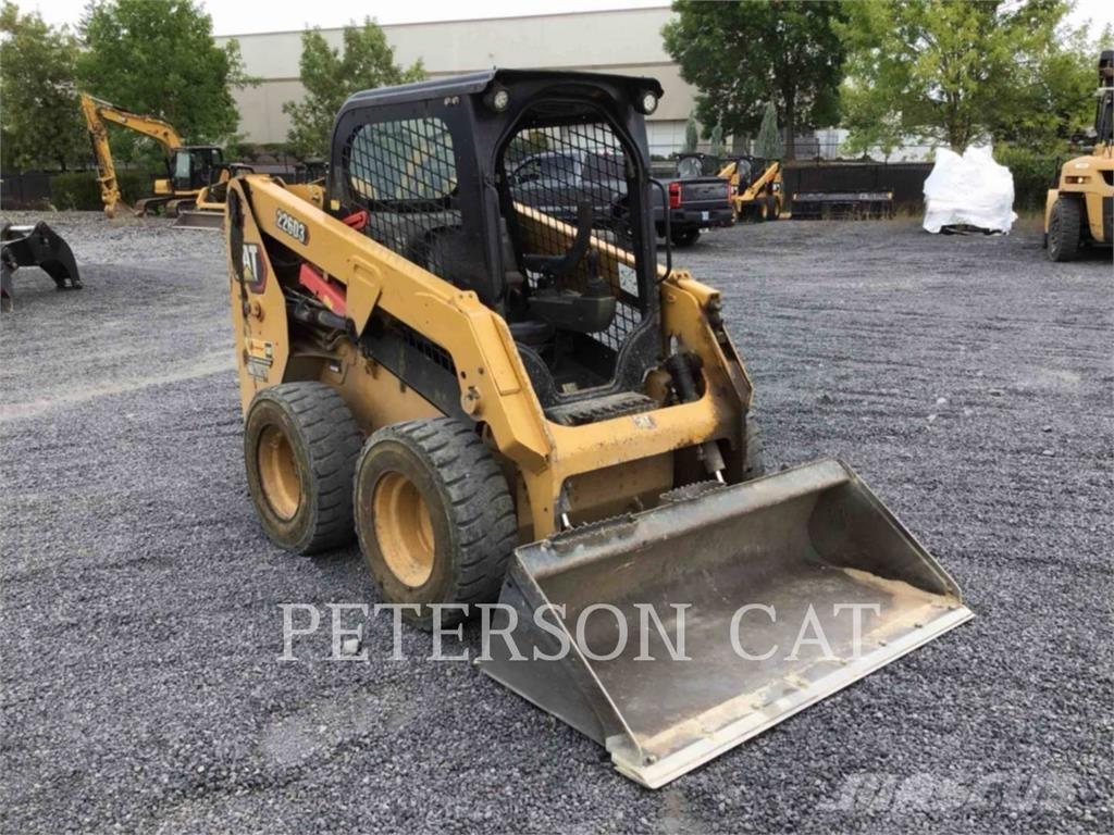 CAT 226D3 Carregadoras de direcção deslizante
